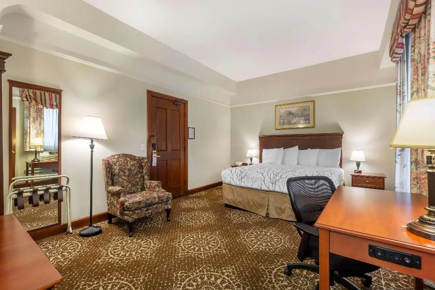 Best Western Plus Pioneer Square ROOM_EXAMPLE