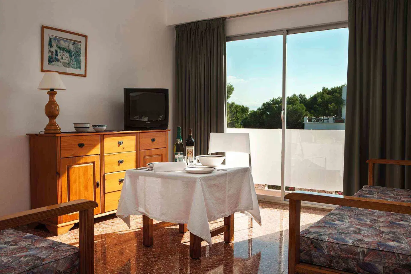 Apartamentos Maria ROOM_EXAMPLE