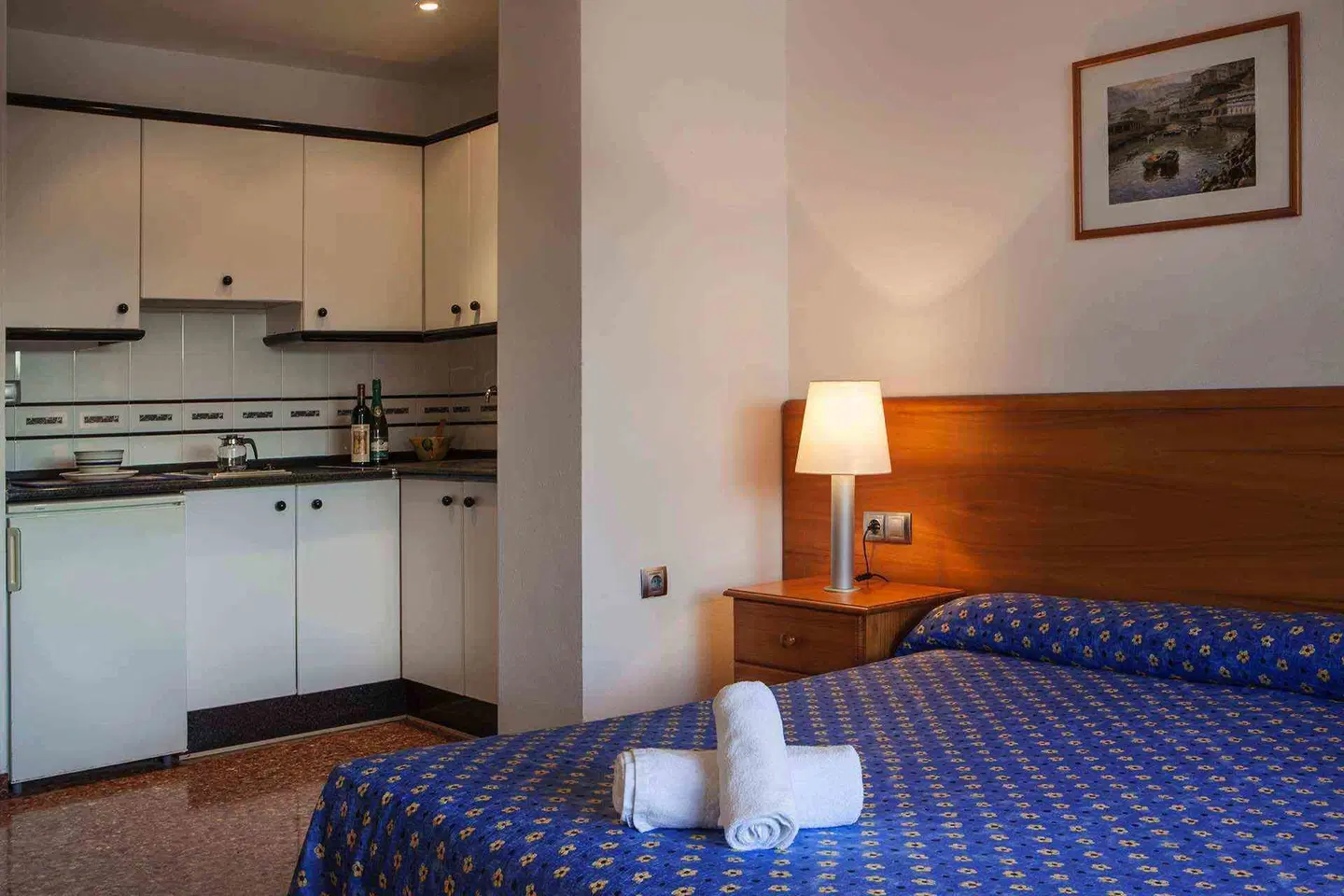 Apartamentos Maria ROOM_EXAMPLE