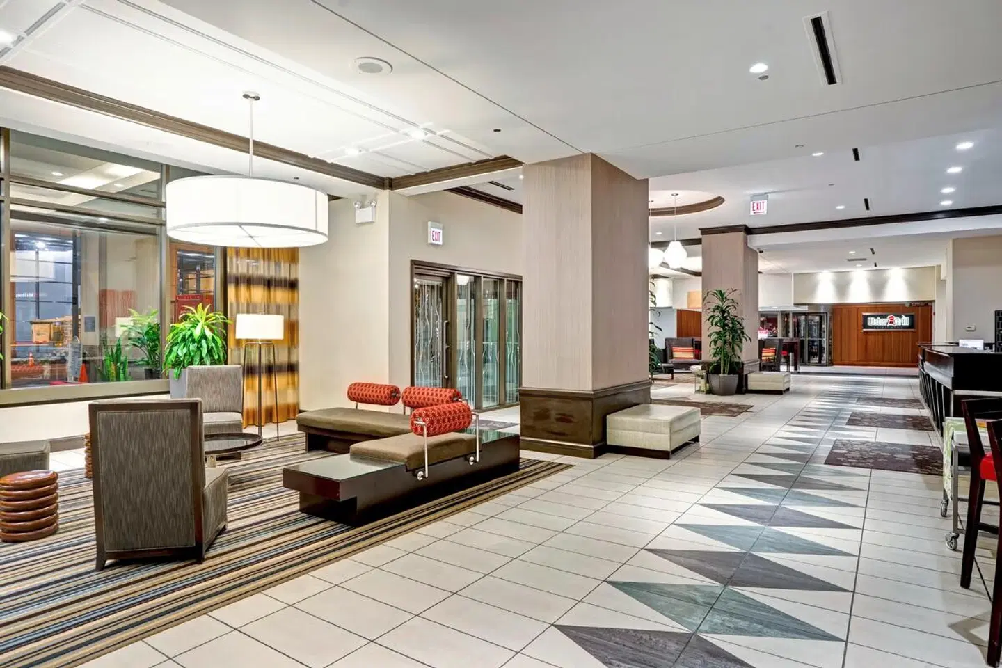 Hilton Garden Inn Chicago Downtown/Magnificent Mile LOUNGE_LOBBY