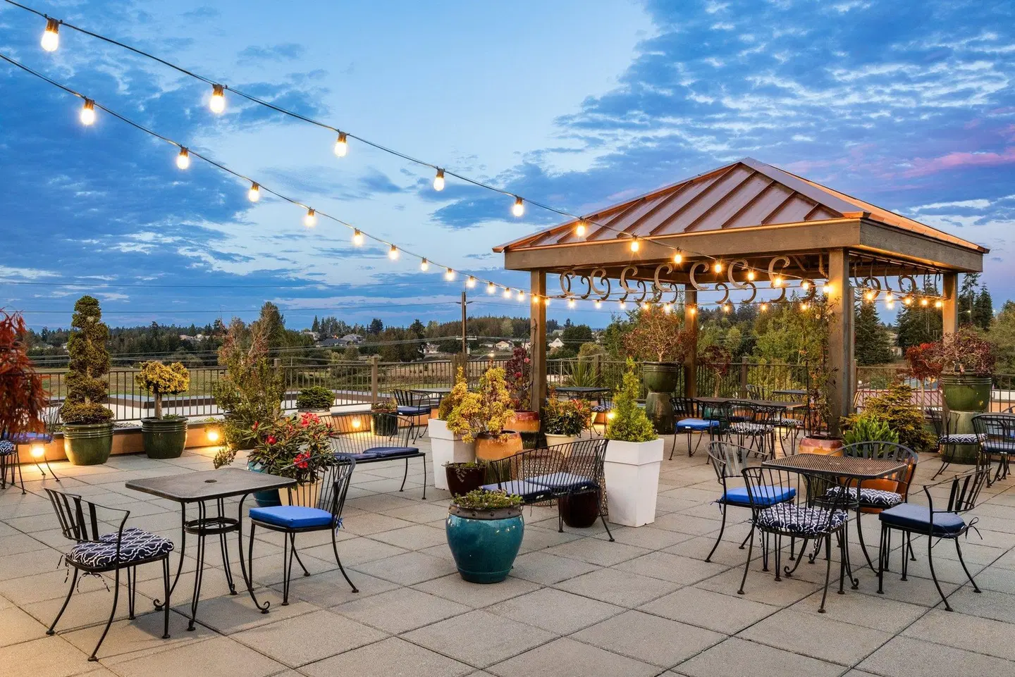 Holiday Inn Express & Suites Sequim by IHG Terrasse