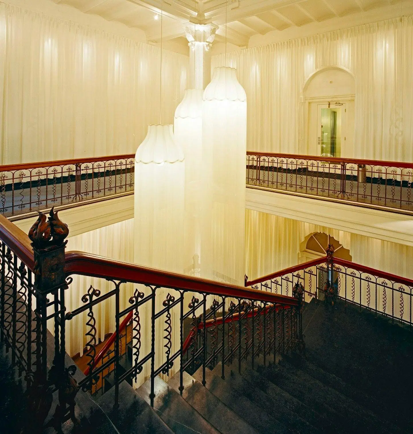 Arena LOUNGE_LOBBY