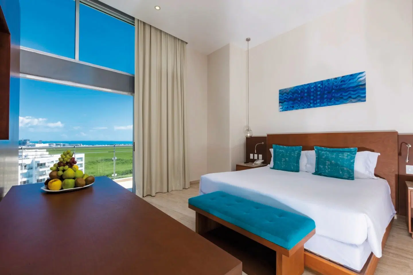 Krystal Urban Cancun ROOM_EXAMPLE