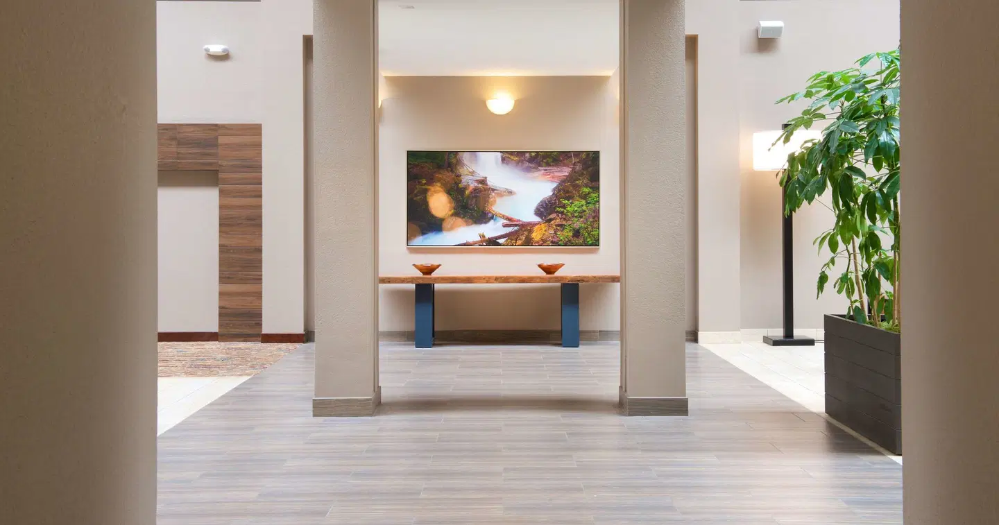 Embassy Suites by Hilton Seattle - North/Lynnwood ROOM_EXAMPLE