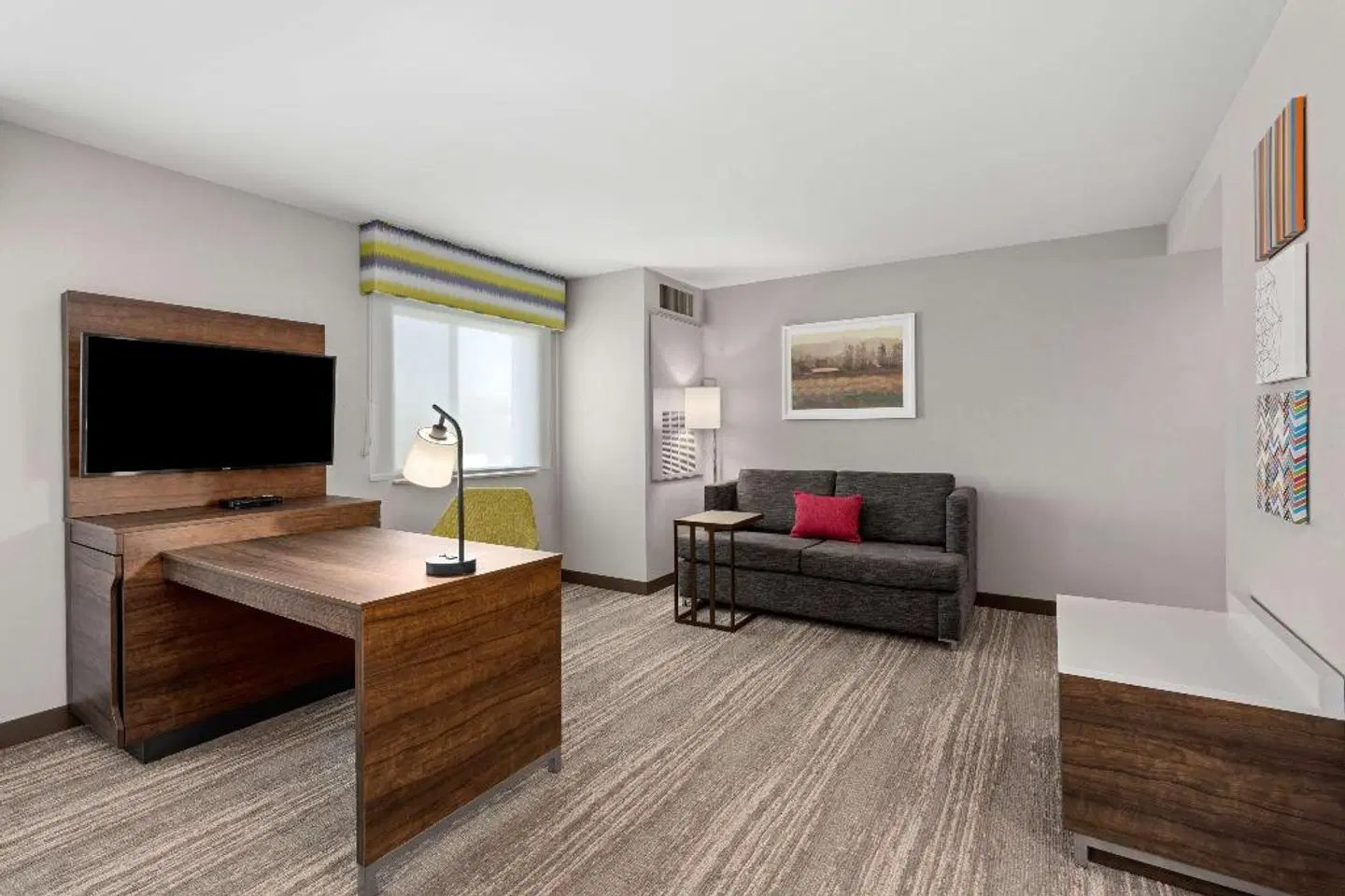 Hampton Inn & Suites Burlington ROOM_EXAMPLE