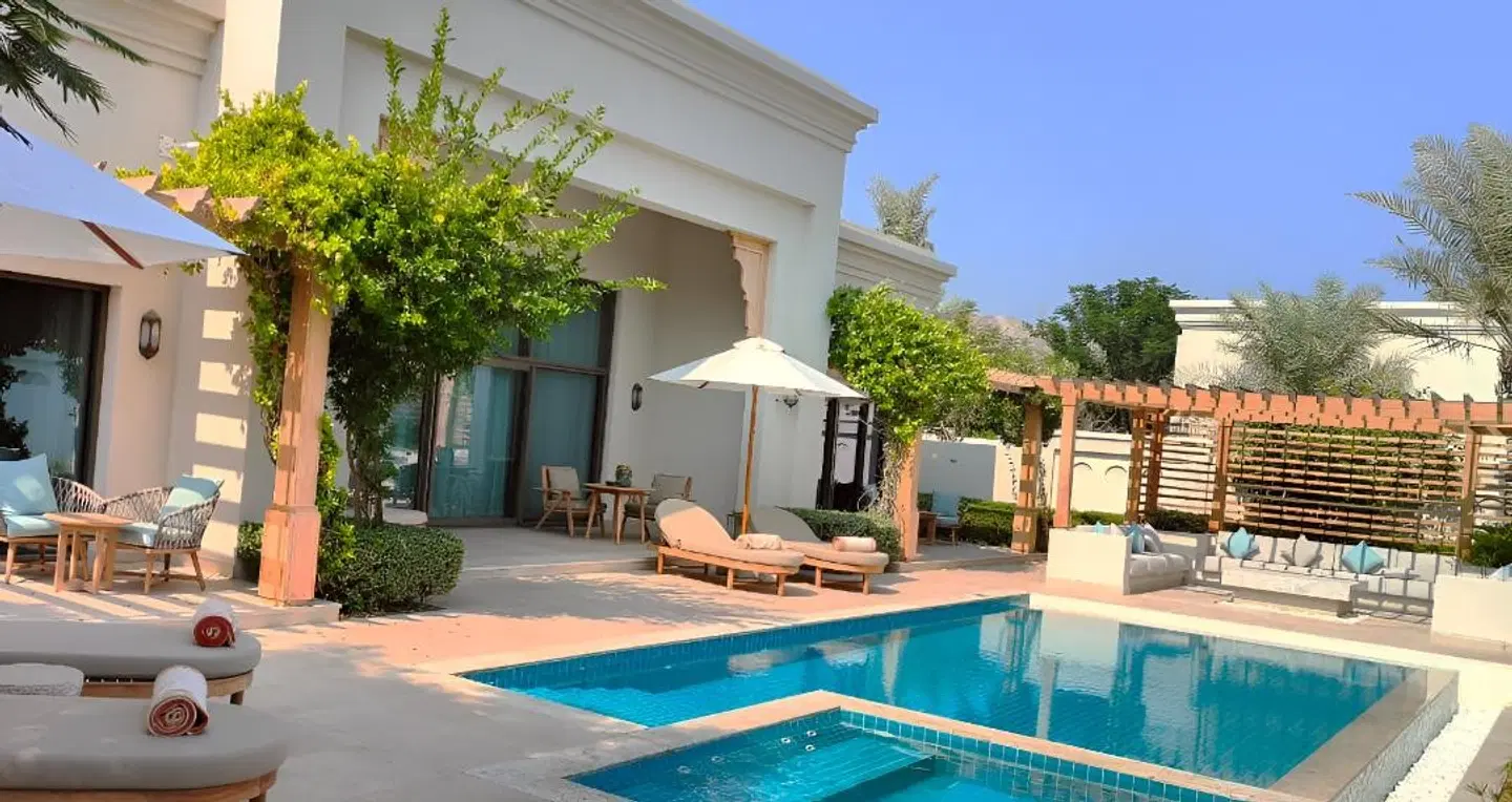 Naäma Beach Villas & Spa OUTDOOR_POOL