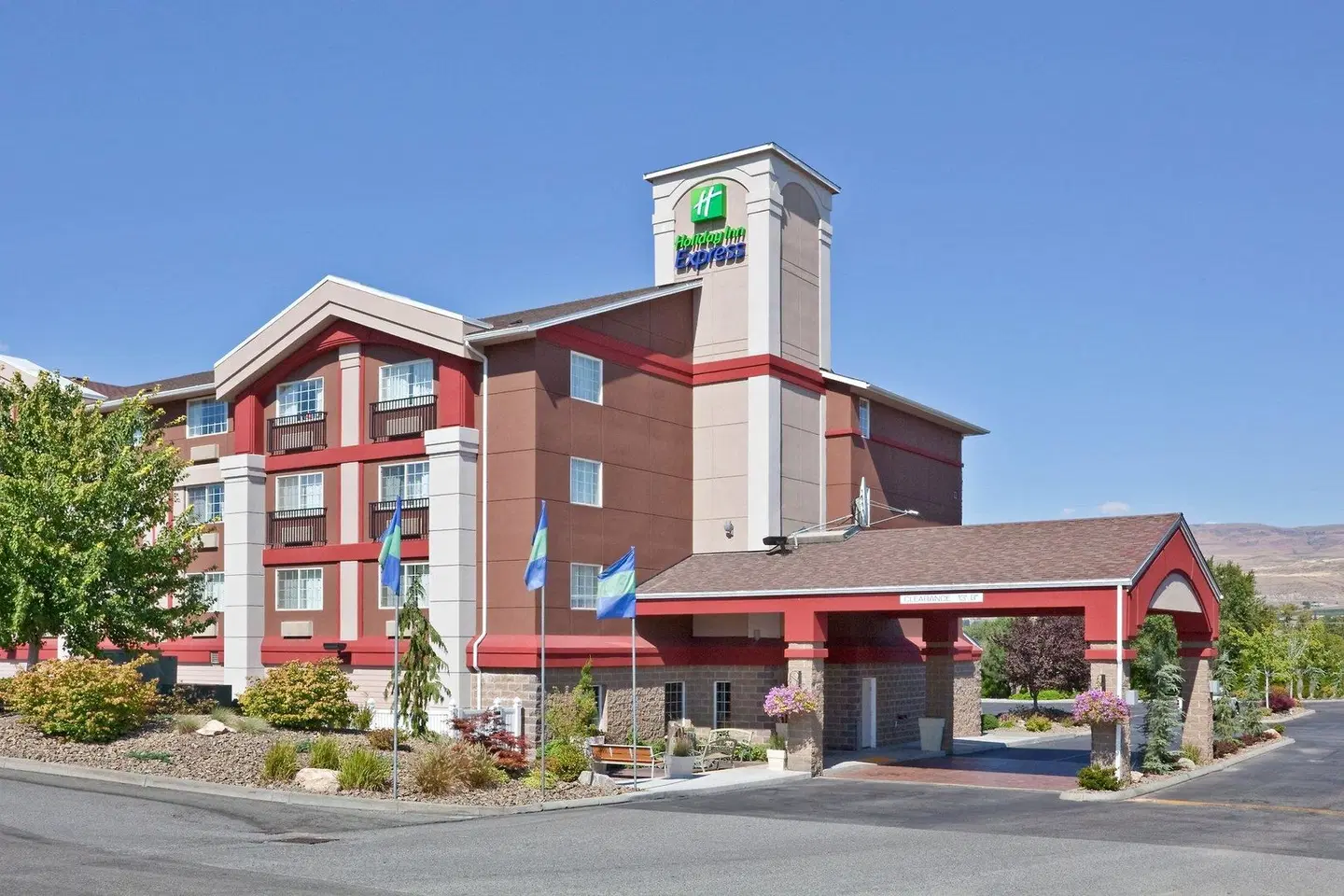Holiday Inn Express Wenatchee by IHG EXTERIOR