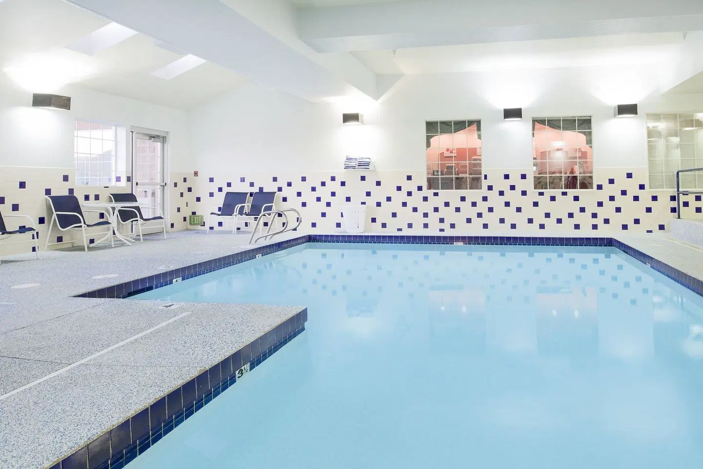 Holiday Inn Express Wenatchee by IHG Hallenbad