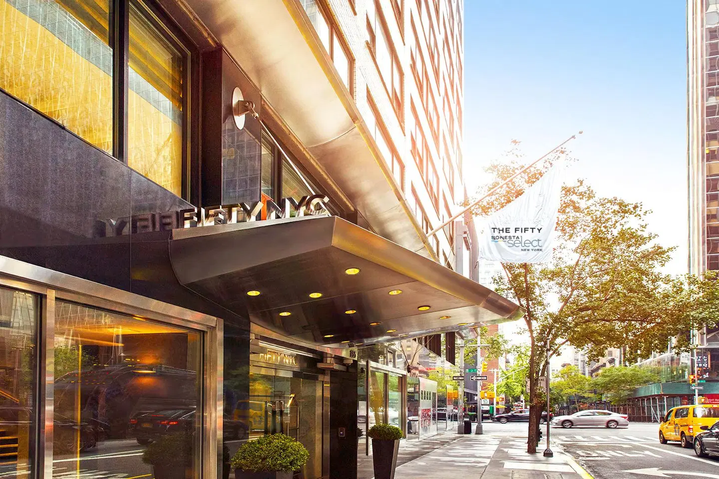 The Fifty Sonesta Select New York EXTERIOR