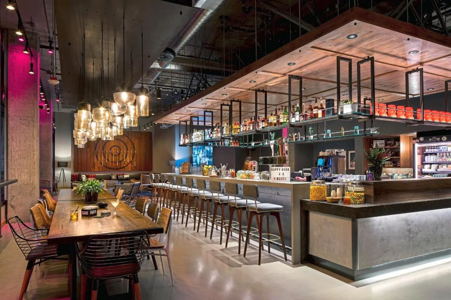 Moxy Seattle Downtown Restaurant