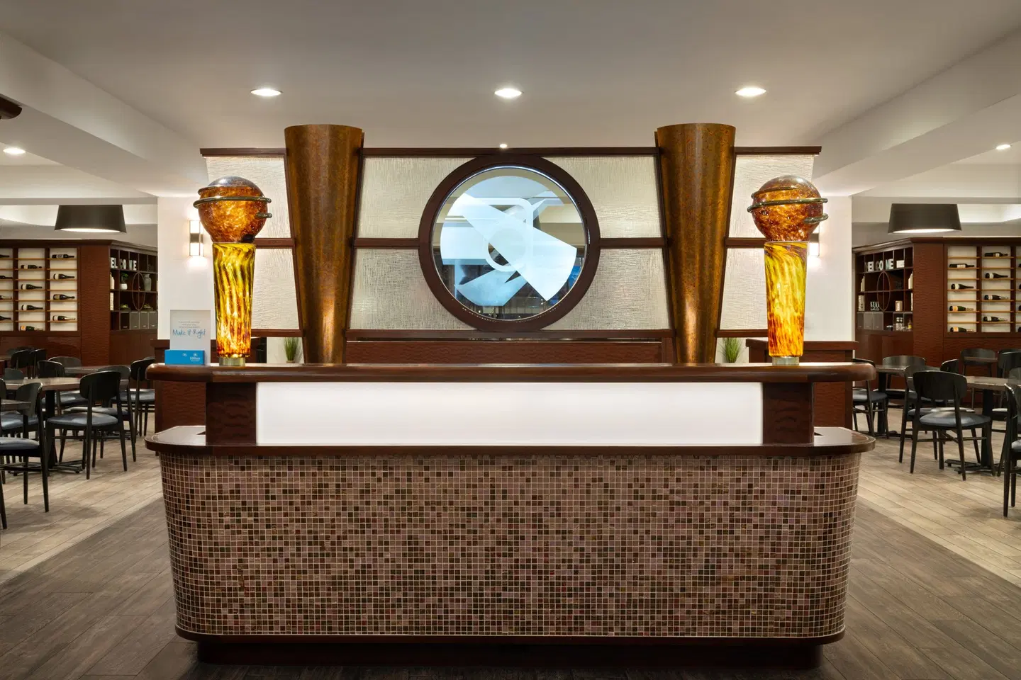 Hilton Chicago O'Hare Airport LOUNGE_LOBBY