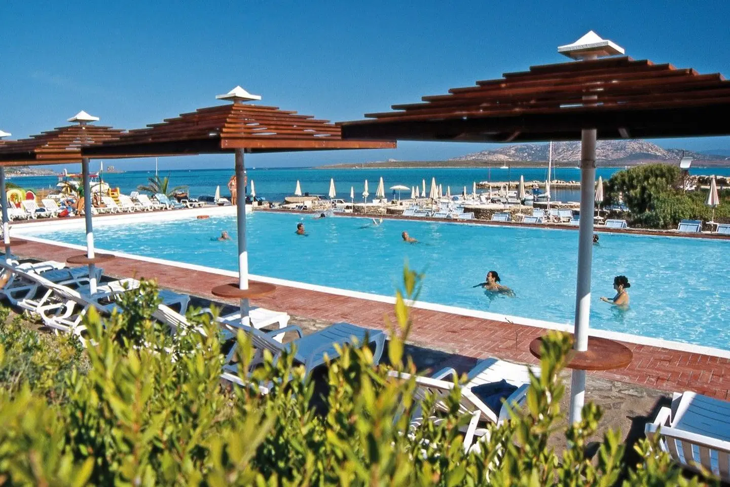 UNAHOTELS Club Hotel Ancora OUTDOOR_POOL