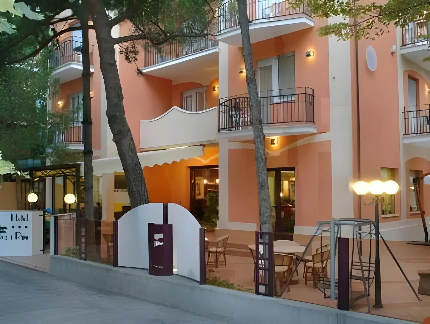 Fra I Pini EXTERIOR