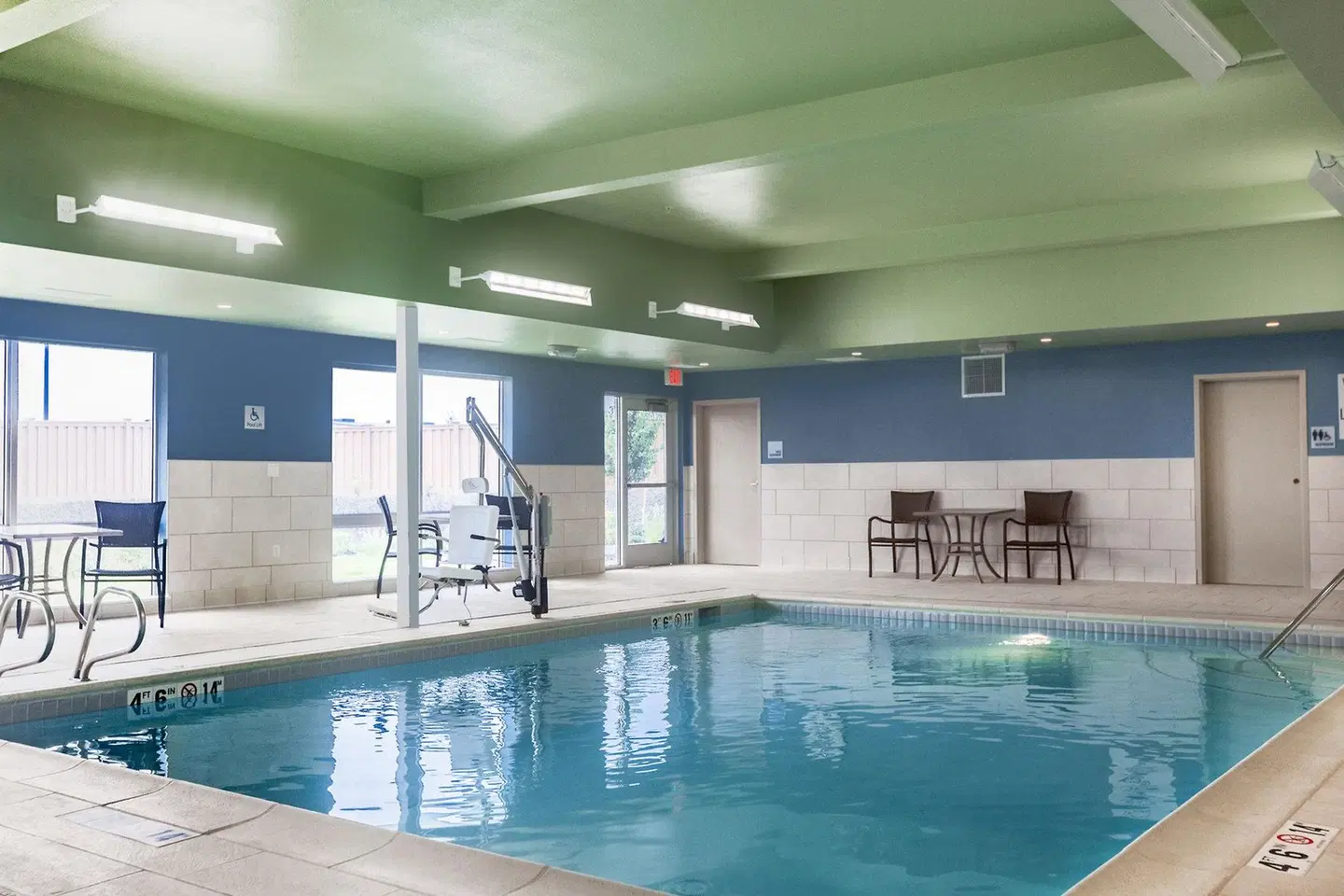 Holiday Inn Express And Suites Prosser - Yakima Valley Wine by IHG Hallenbad