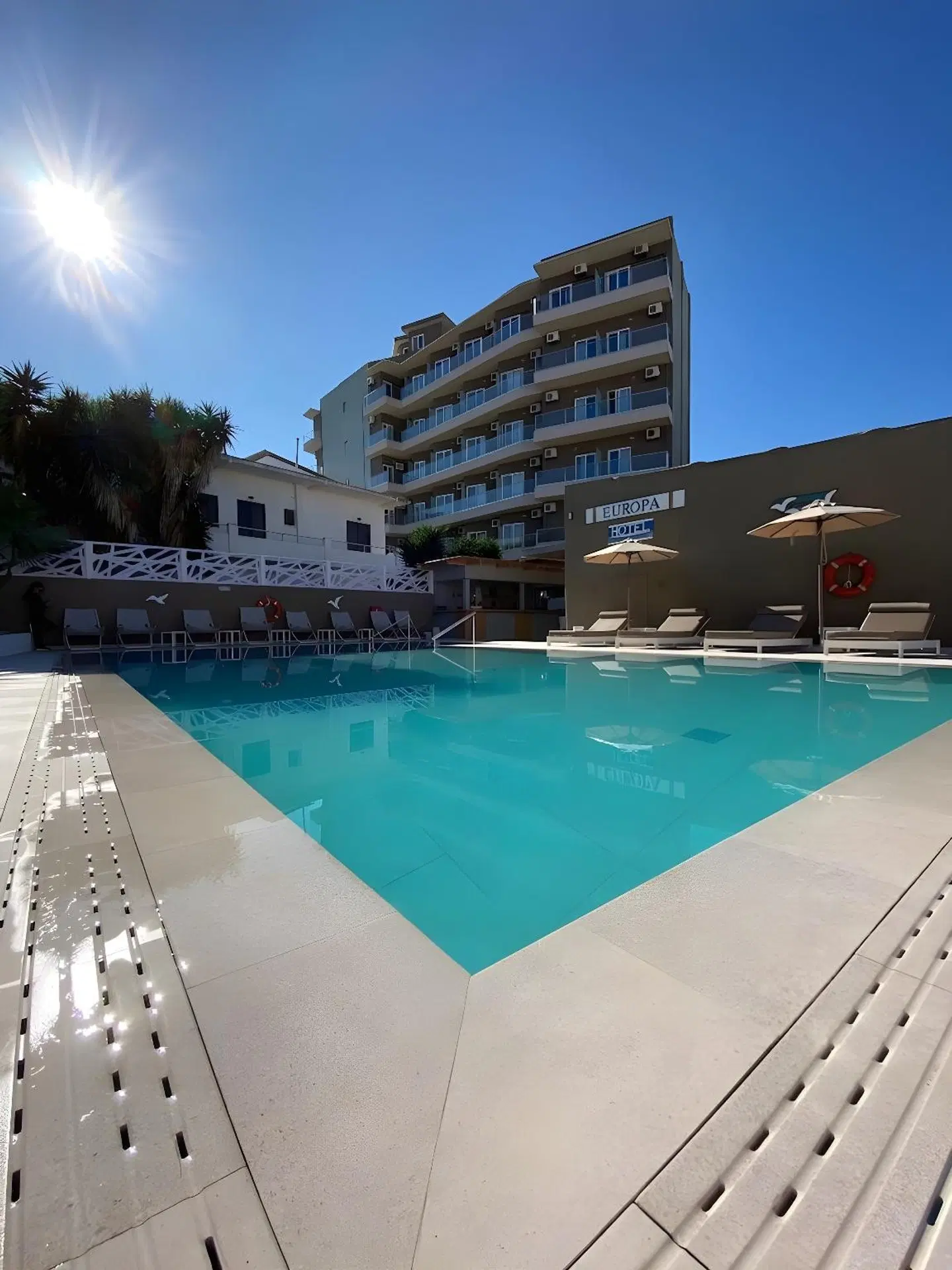 Europa Hotel OUTDOOR_POOL