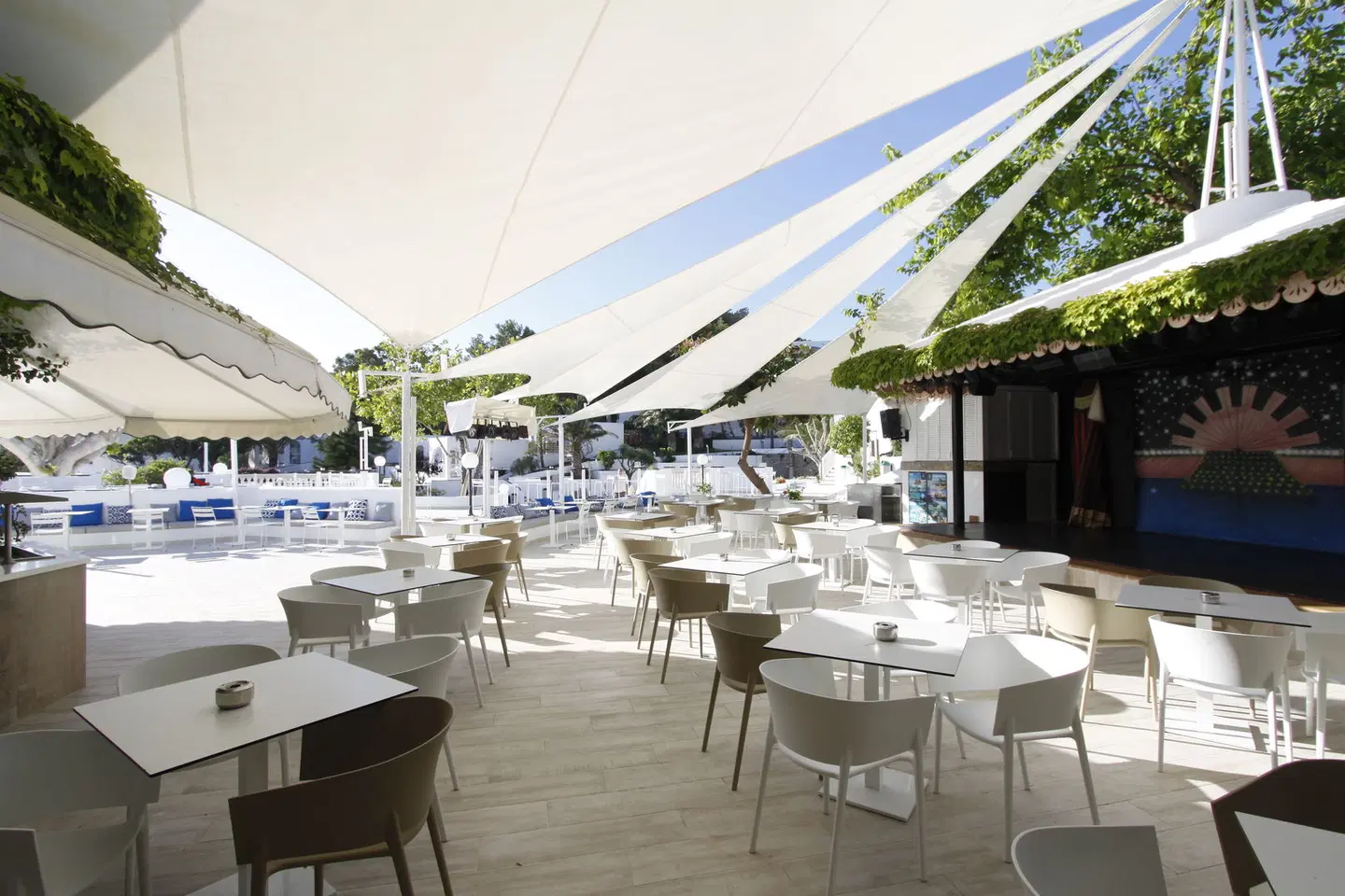 BG Hotel Portinatx Beach Club Bar