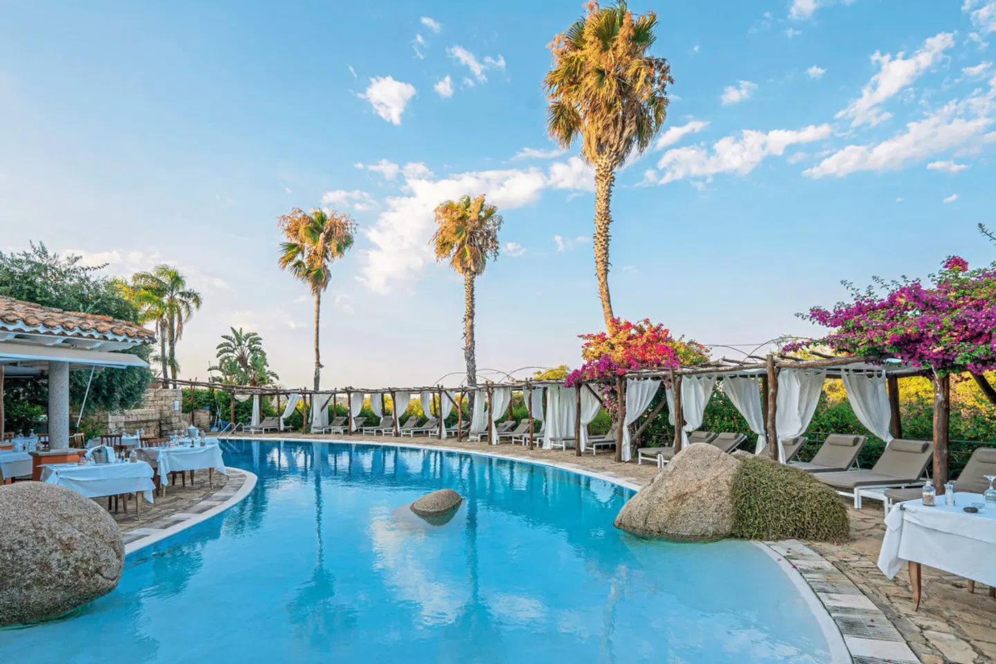 Galanias Hotel & Retreat OUTDOOR_POOL