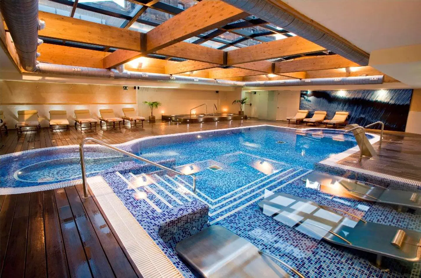Hotel & Spa Villa Olimpic@ Suites Hallenbad