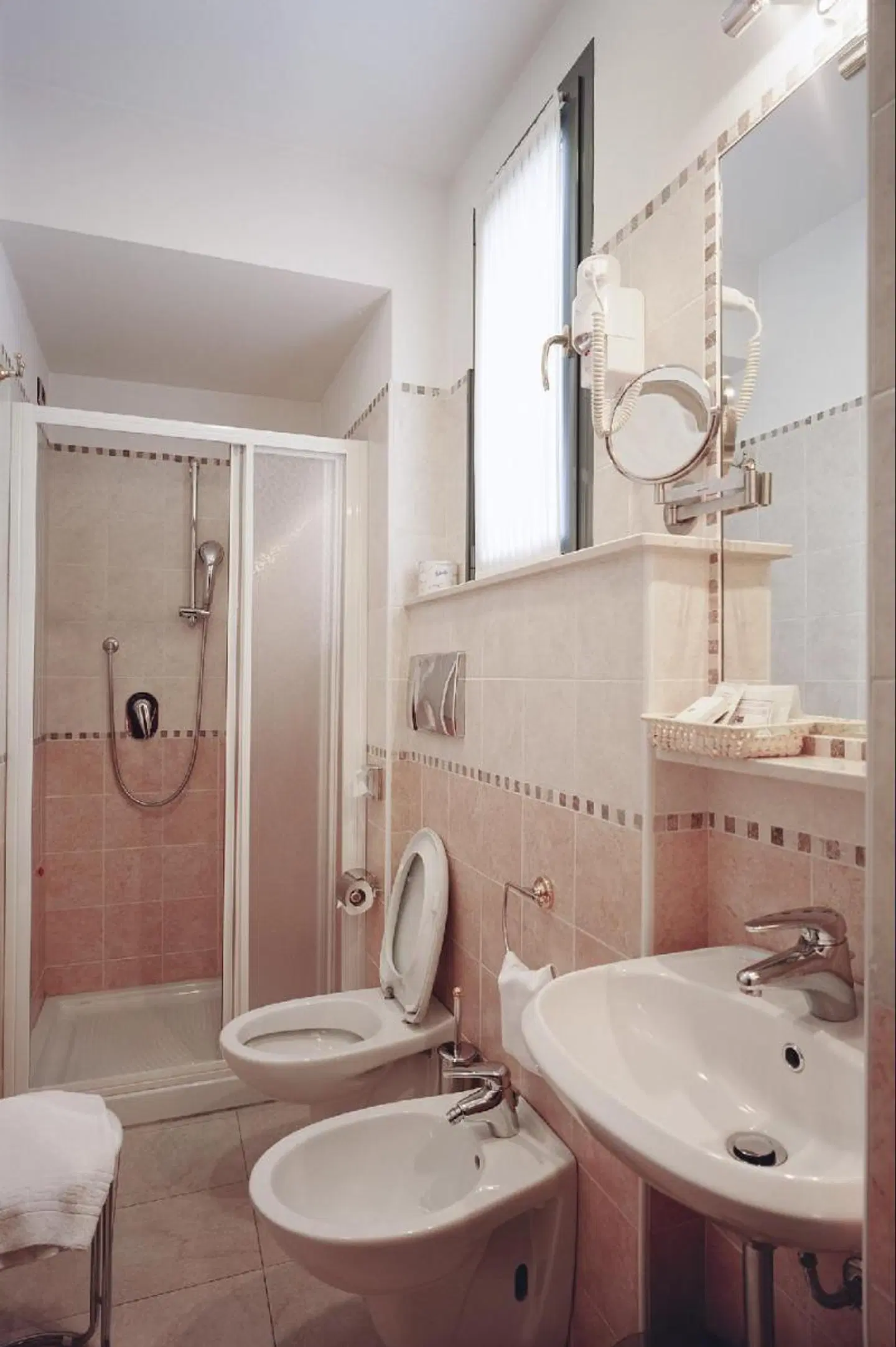 Dieci Badezimmer