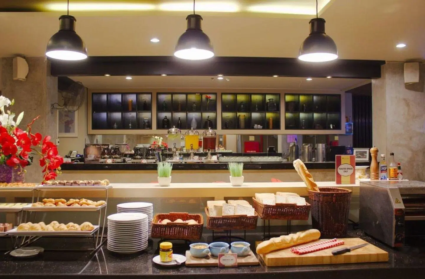 SEVN Legian Hotel Bar