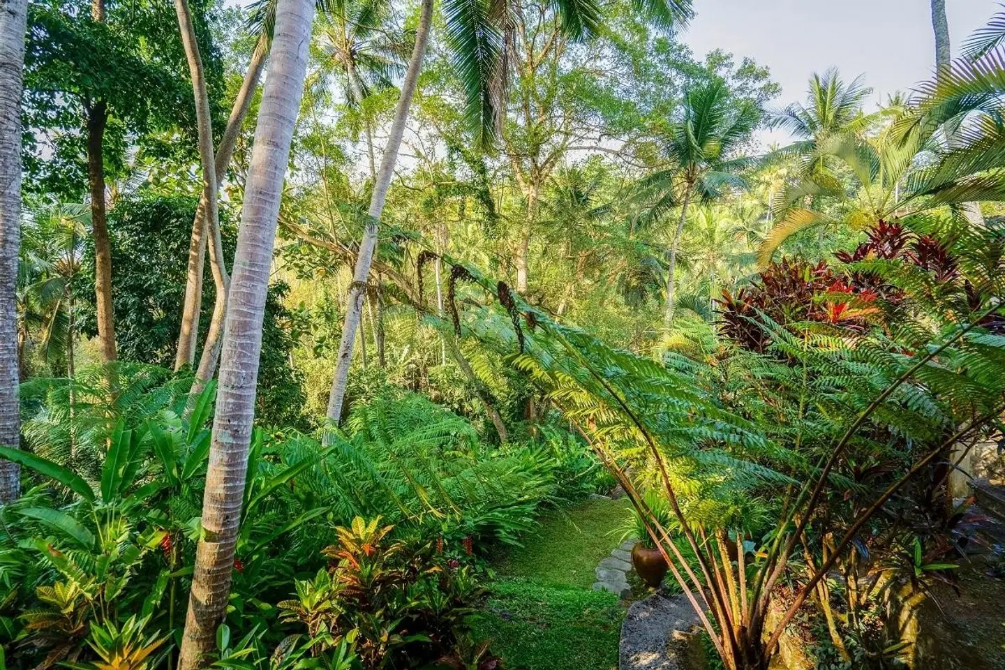 Villa Beji Indah LANDSCAPE
