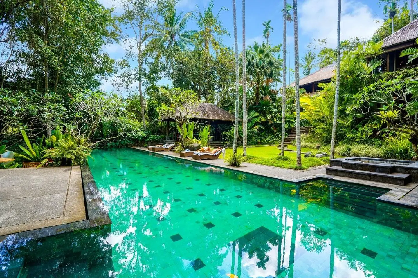 Villa Beji Indah OUTDOOR_POOL