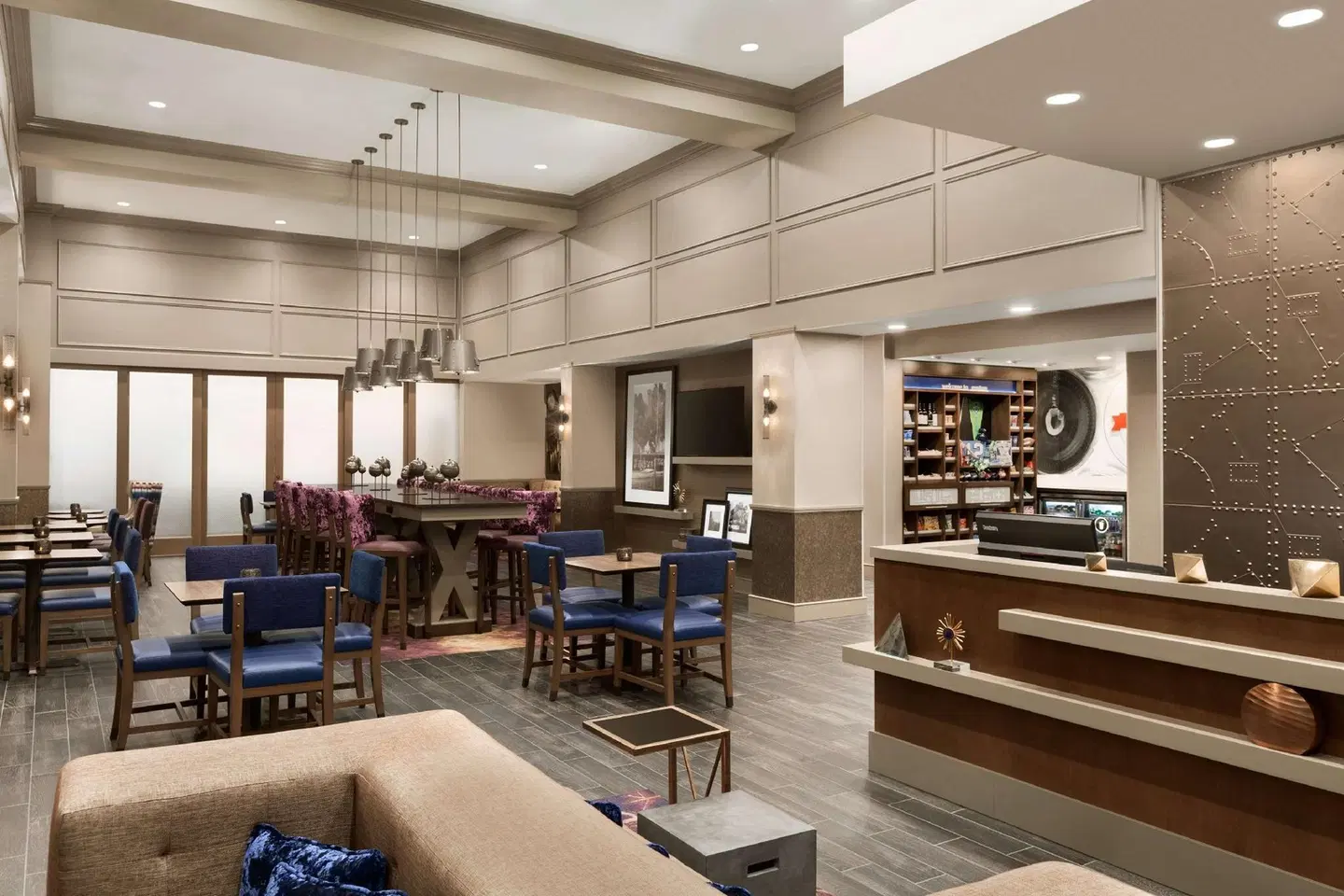 Hampton Inn & Suites Seattle/Renton Bar
