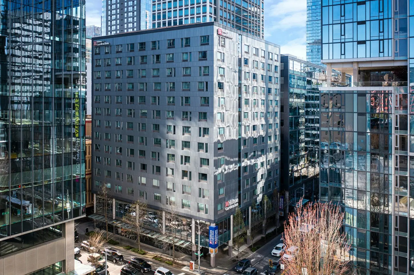 Hilton Garden Inn Seattle Downtown, WA EXTERIOR
