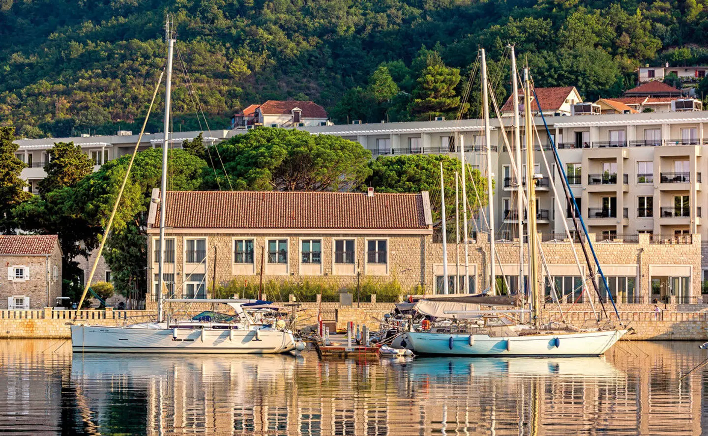 Lazure Hotel & Marina TERRACE