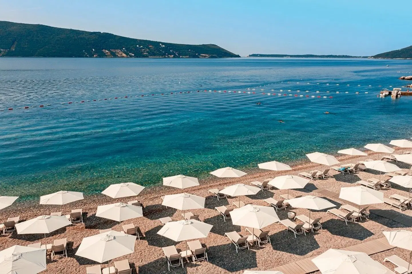 Lazure Hotel & Marina TERRACE