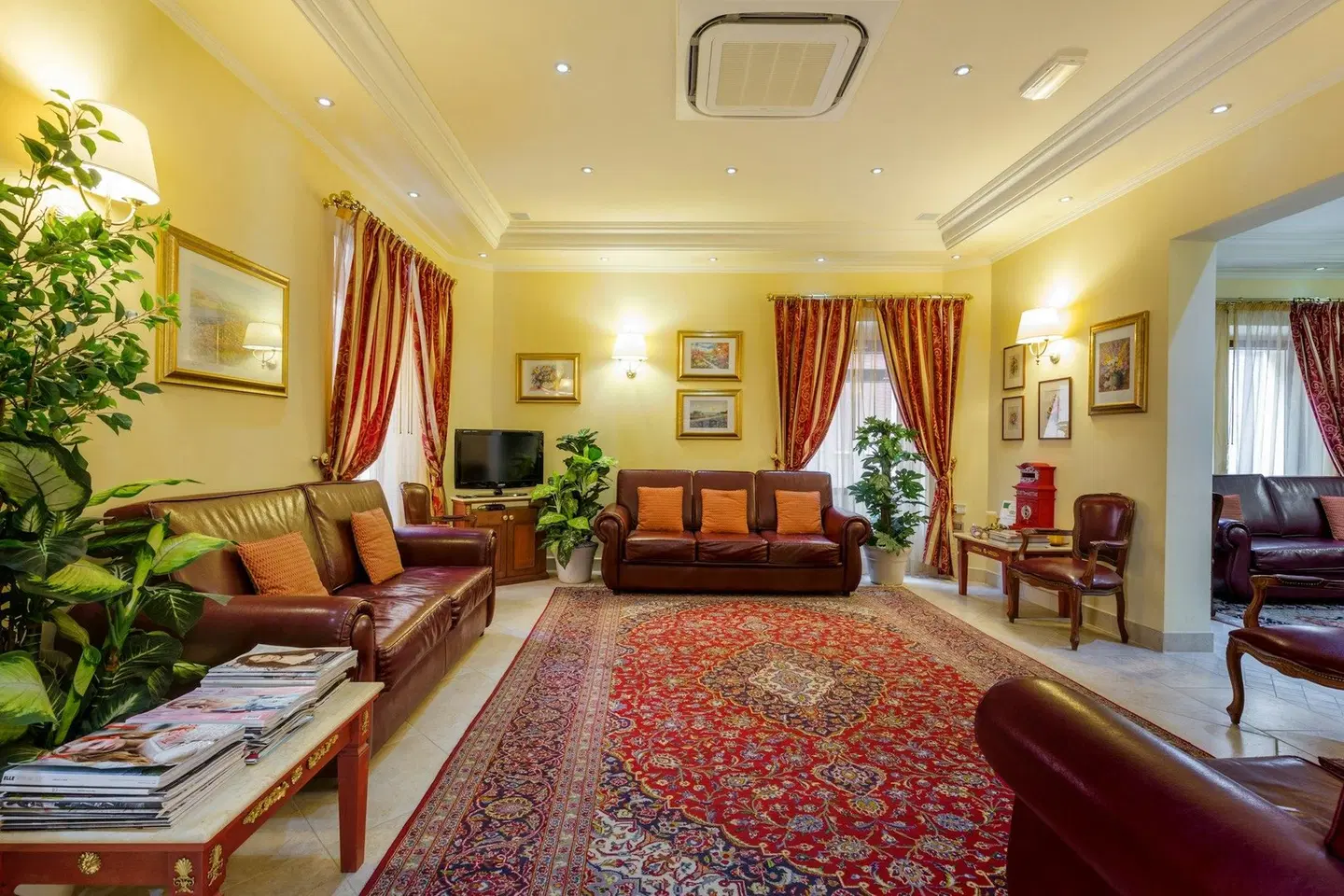 Panorama LOUNGE_LOBBY