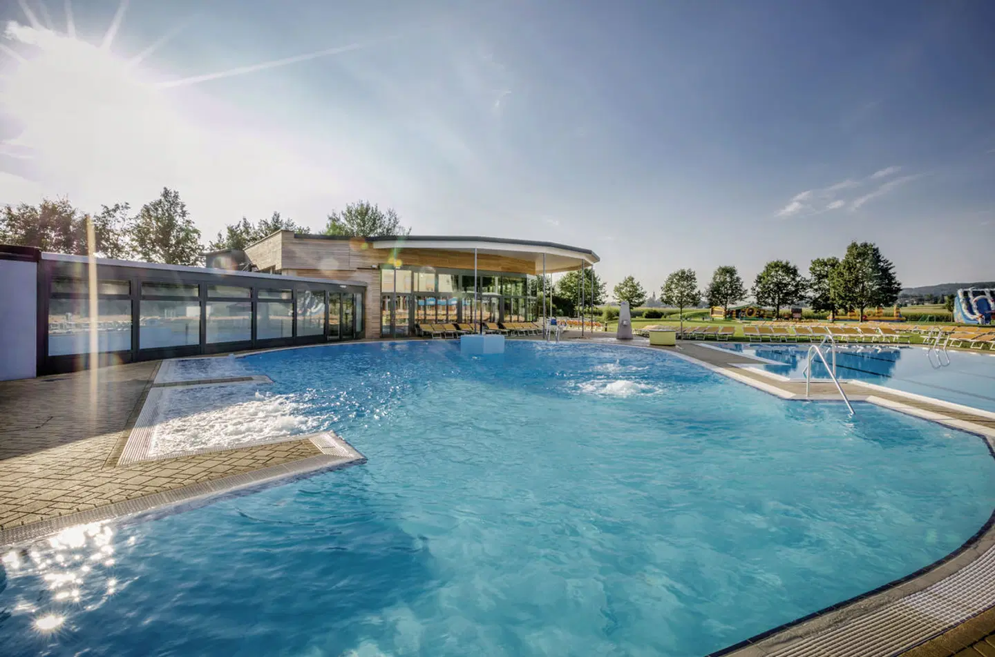 H2O Hotel-Therme-Resort OUTDOOR_POOL