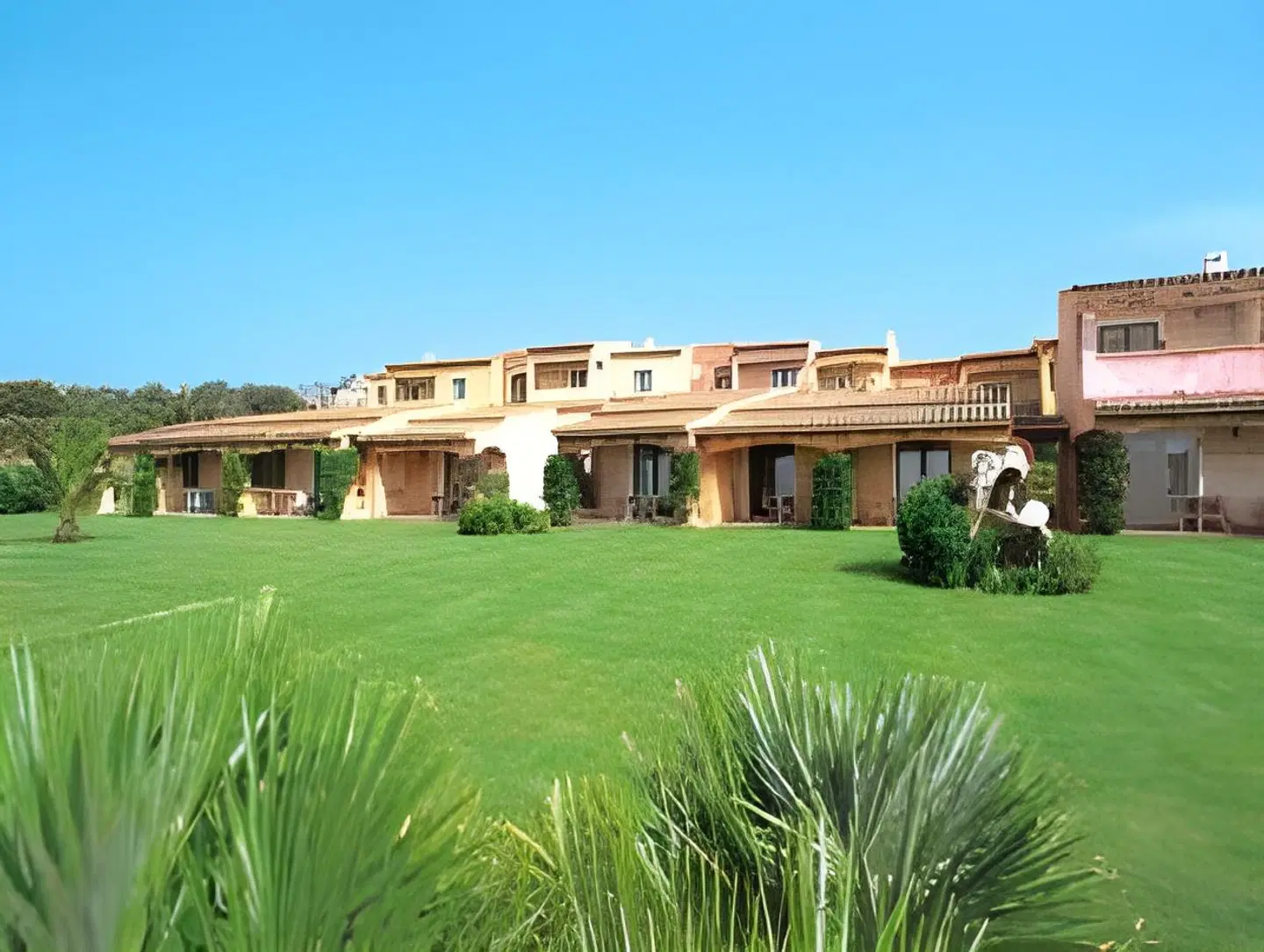La Rocca Resort & Spa EXTERIOR