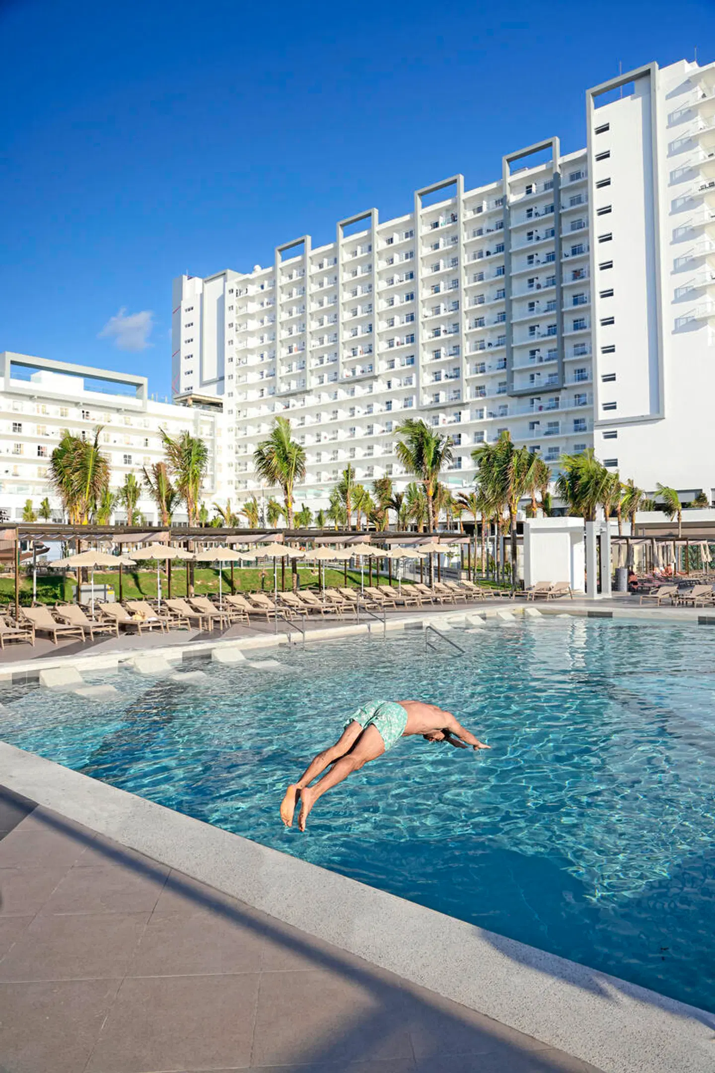 Hotel Riu Ventura OUTDOOR_POOL