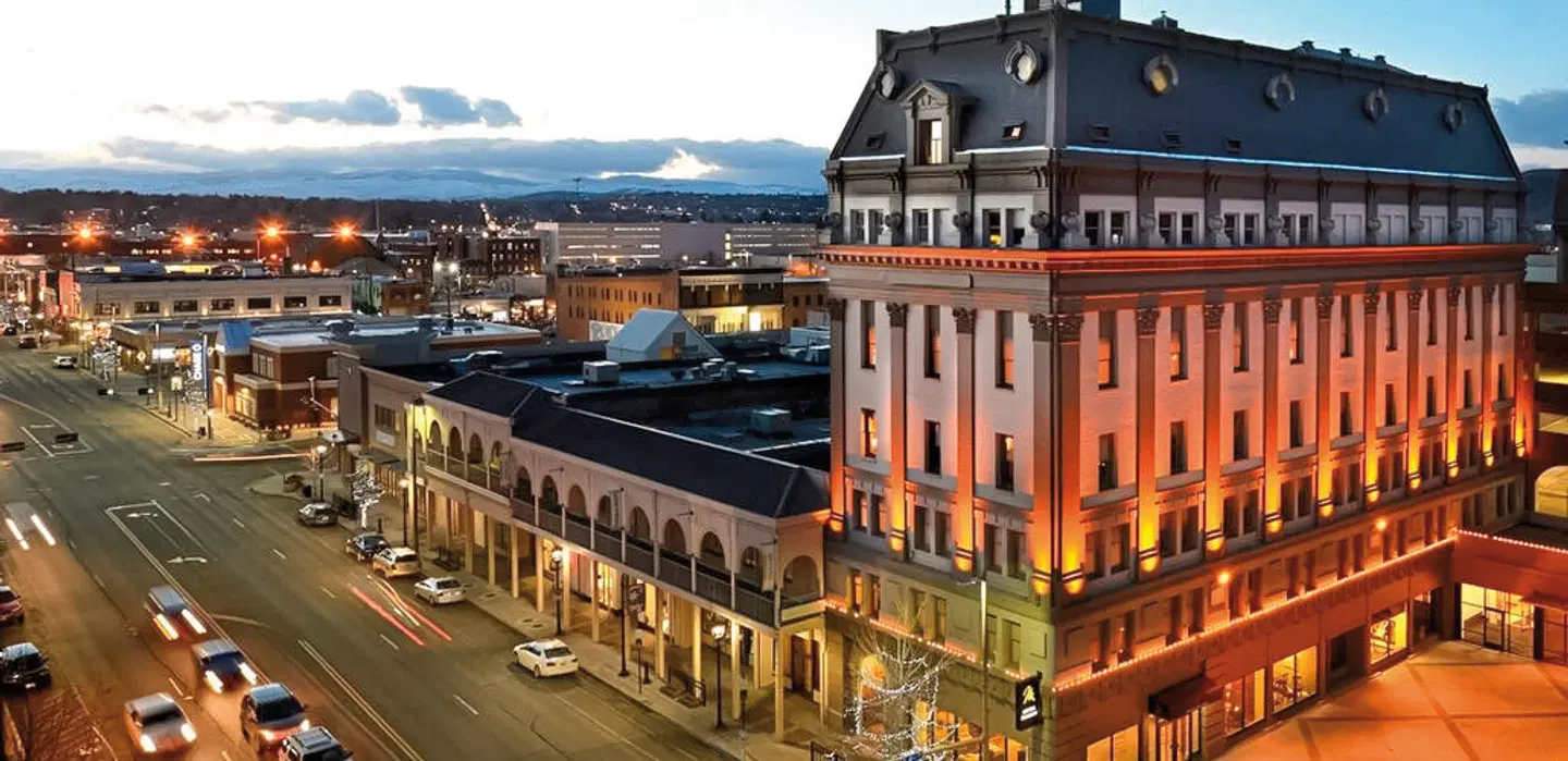 Hotel Maison Yakima Tapestry Collection by Hilton EXTERIOR