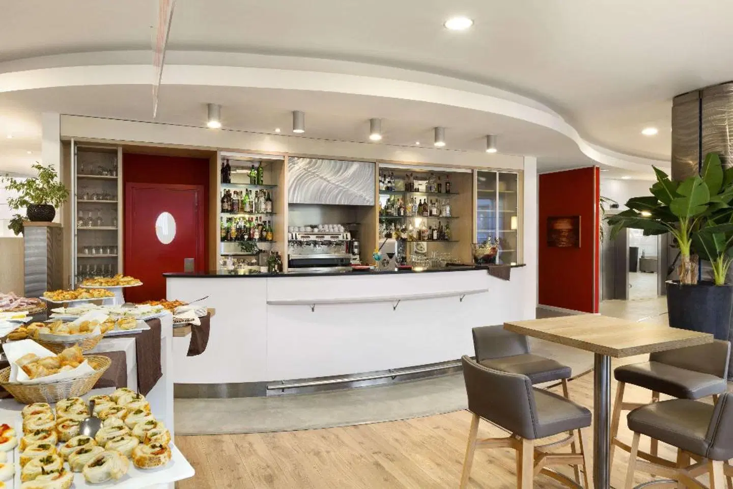 Ramada Encore by Wyndham Bologna Bar