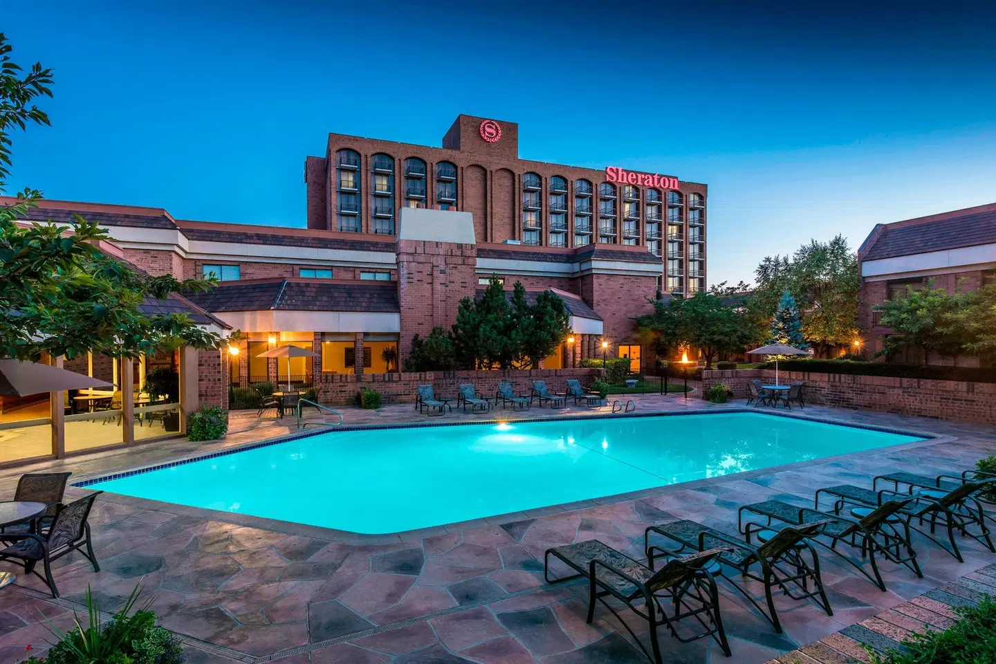 Sheraton Salt Lake City Hotel OUTDOOR_POOL