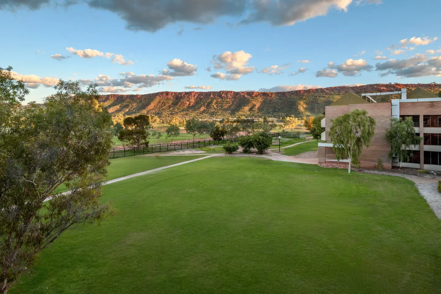 DoubleTree by Hilton Hotel Alice Springs SPORTS_AND_LEISURE