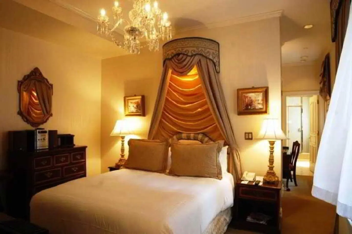 Fitzpatrick Grand Central ROOM_EXAMPLE