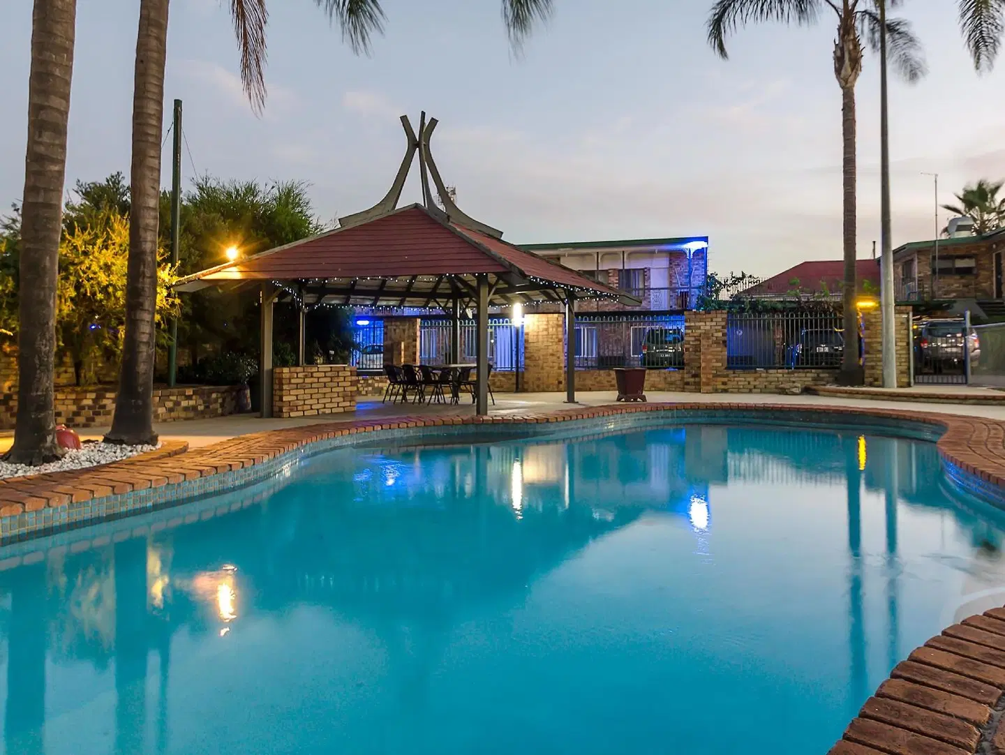 Centre Point Mid City Motor Inn OUTDOOR_POOL