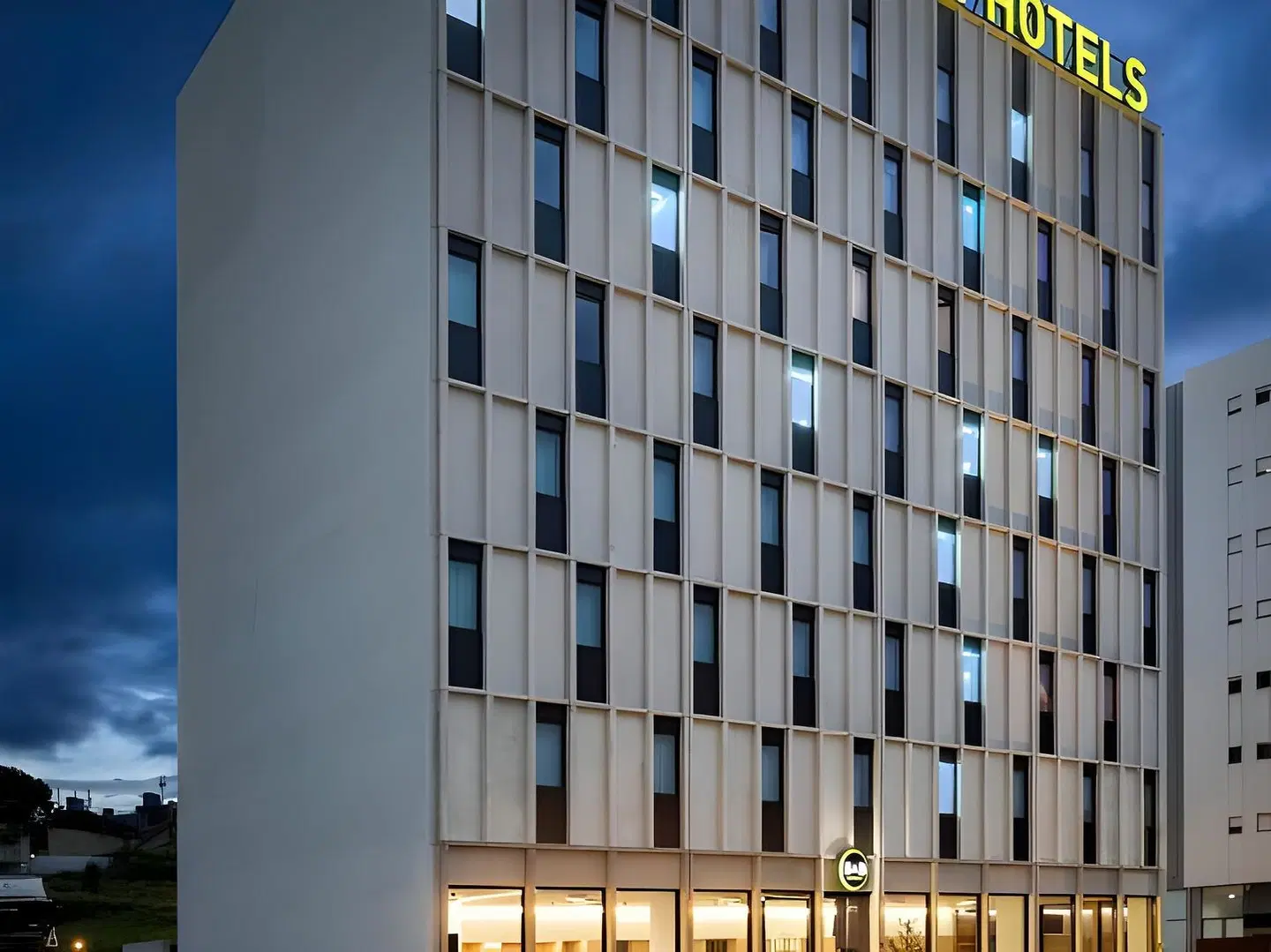 B&B Hotel Famalicao EXTERIOR