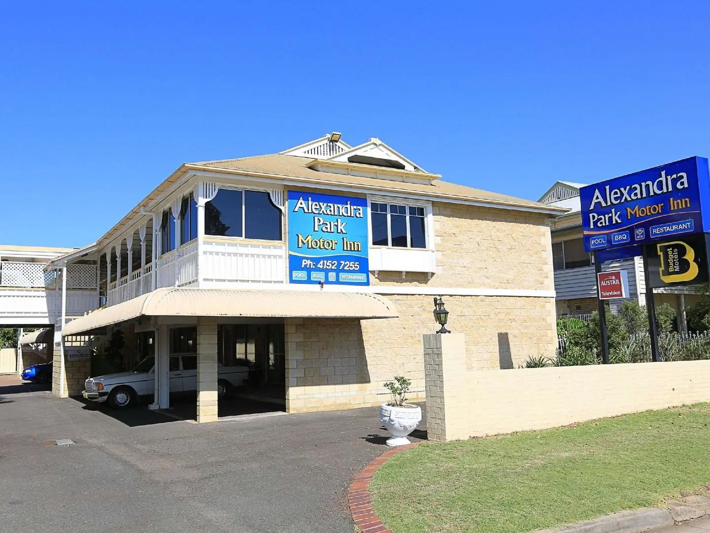 Alexandra Park Motor Inn EXTERIOR