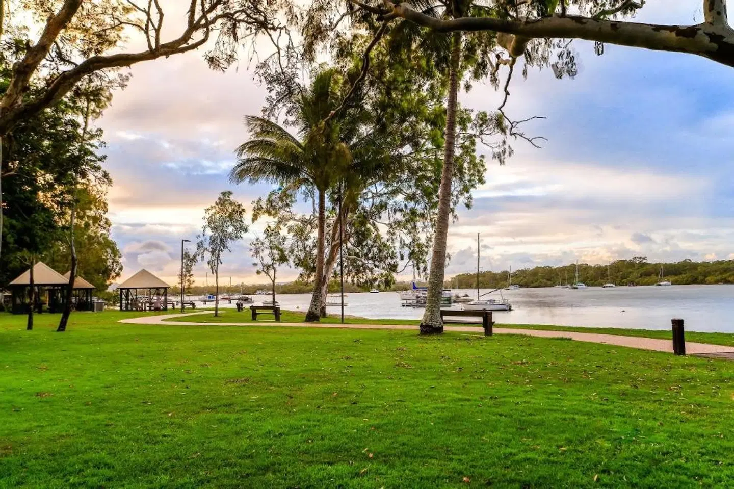 Sunset Cove Resort Garten