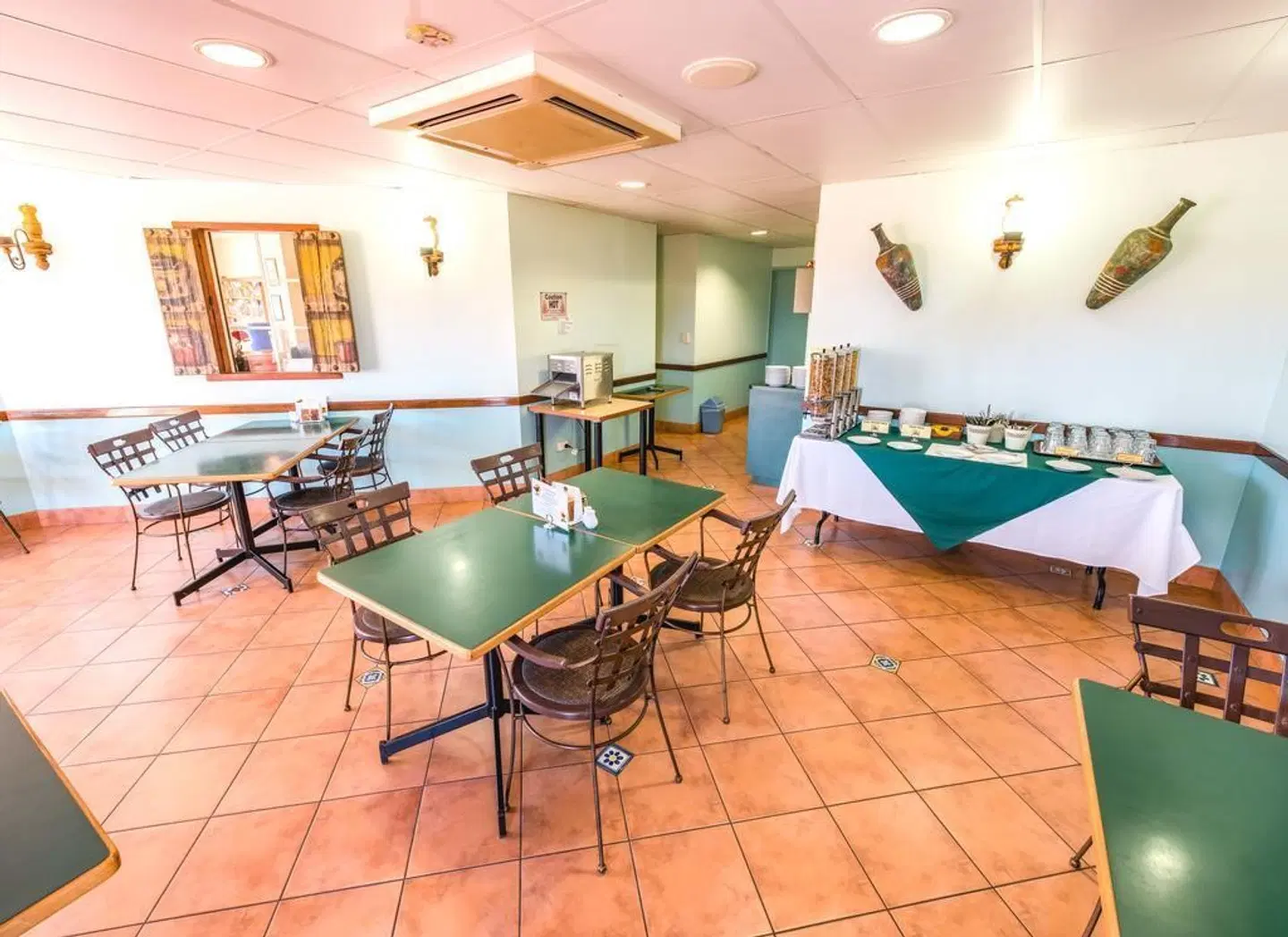 Villa Mirasol Motor Inn LOUNGE_LOBBY