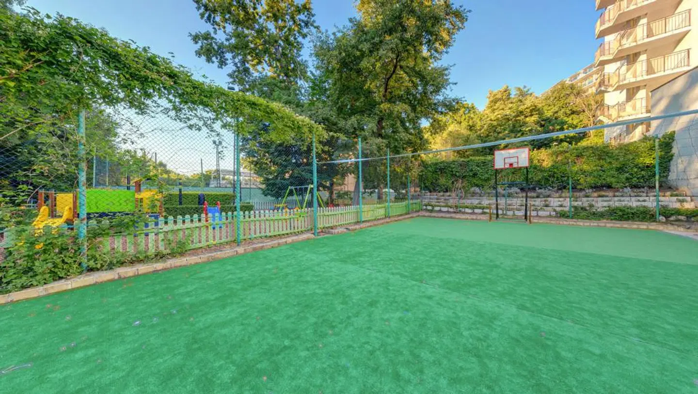 Madara Park Hotel Garten