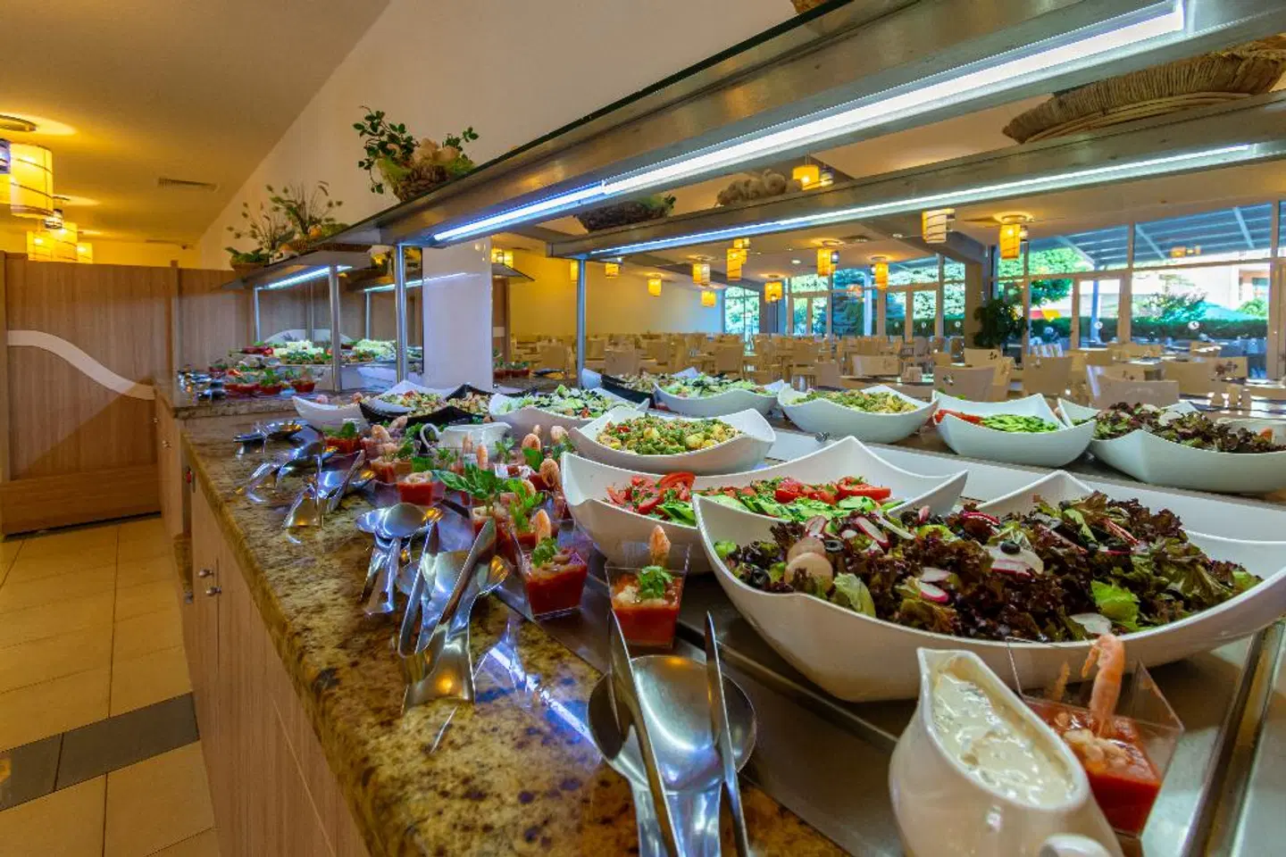 Madara Park Hotel Restaurant