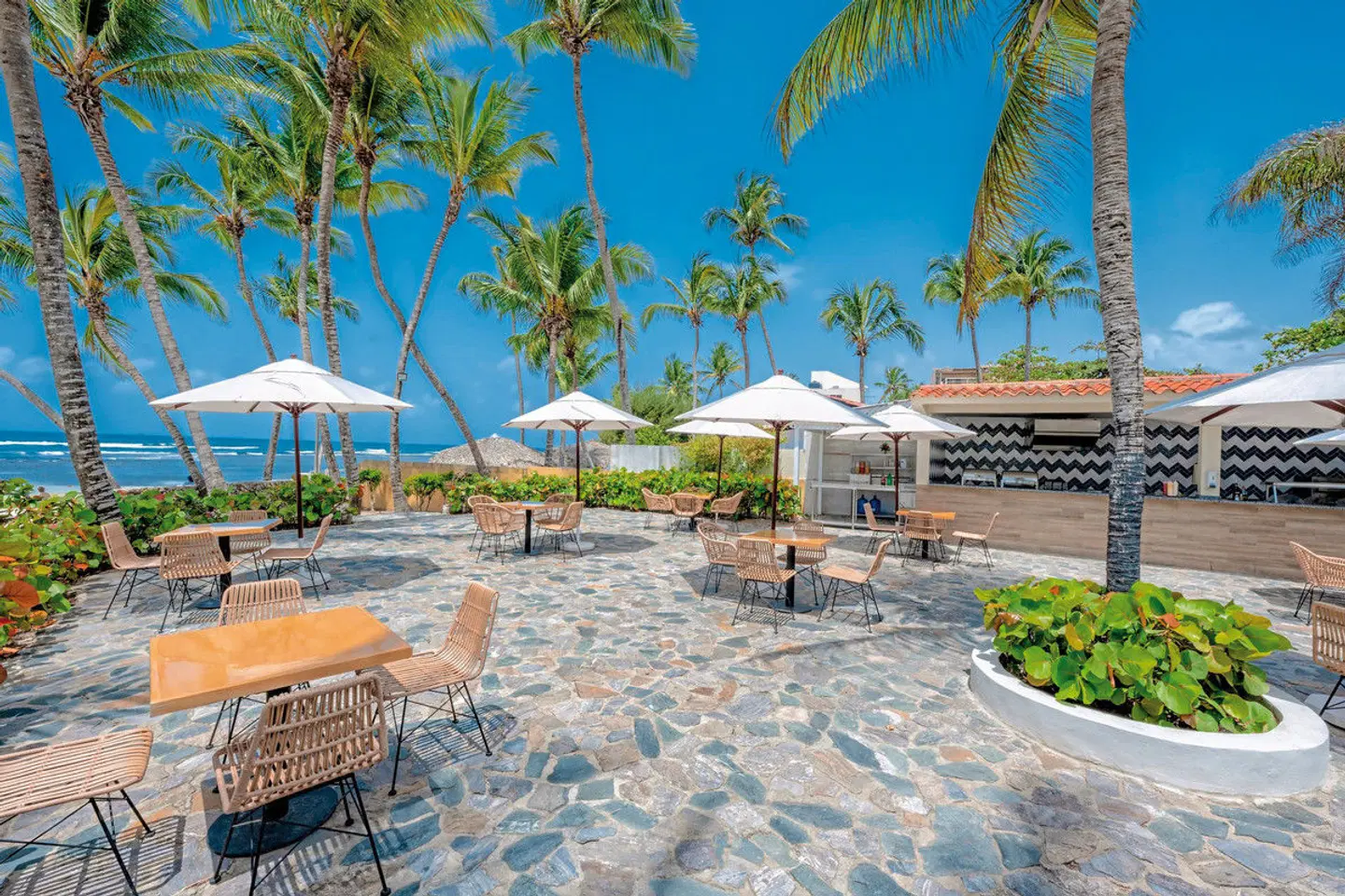 Coral Costa Caribe Beach Resort Terrasse