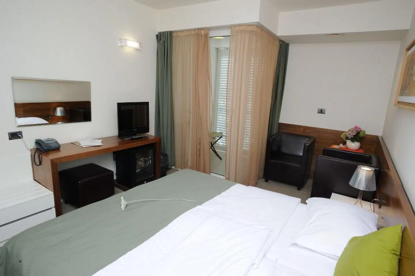 Vrilo ROOM_EXAMPLE