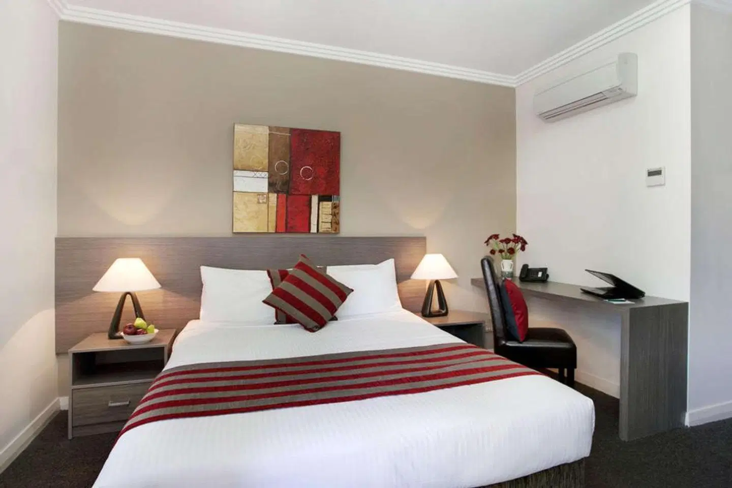 Best Western Plus Camperdown Suites ROOM_EXAMPLE