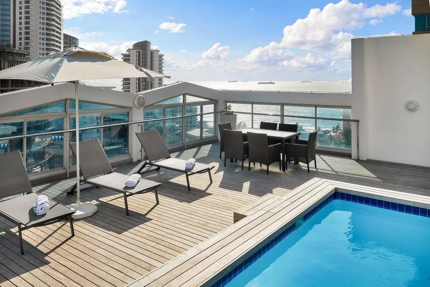Protea Hotel by Marriott Durban Umhlanga OUTDOOR_POOL